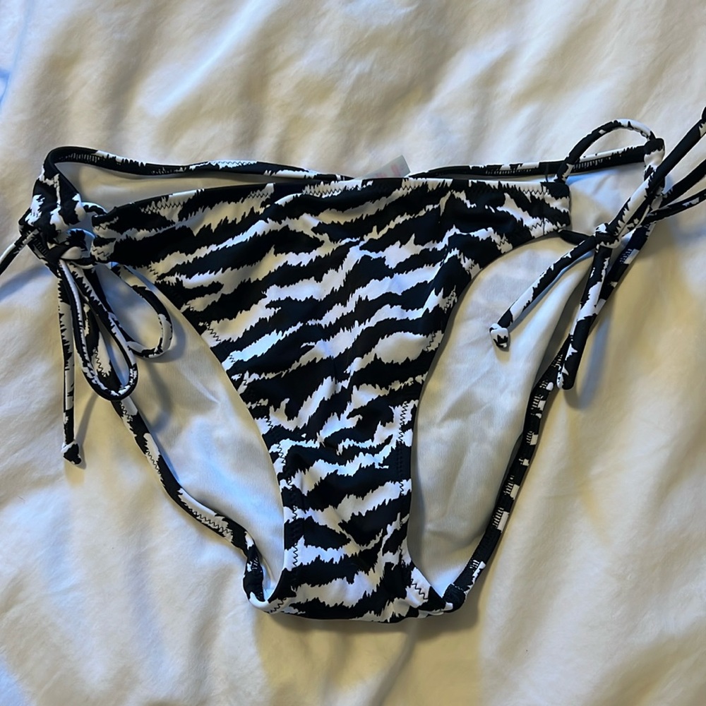 Victoria’s Secret zebra striped bikini bottom size small